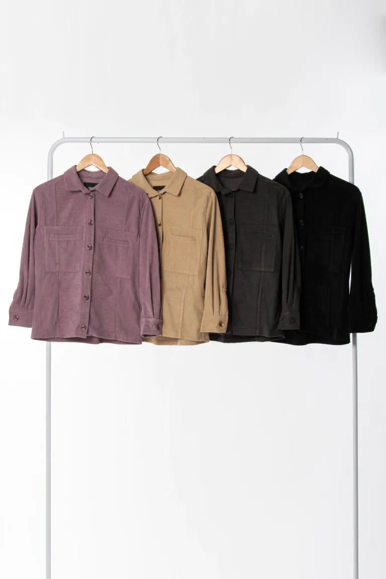 Chaqueta oversize estilo universitario con bolsillos y cierre frontal de Apricot en Chaquetas para argentina