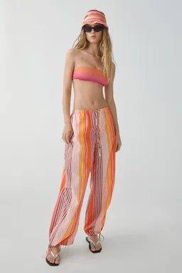 Pantalón parachute rayado de Mango en Pantalones para argentina