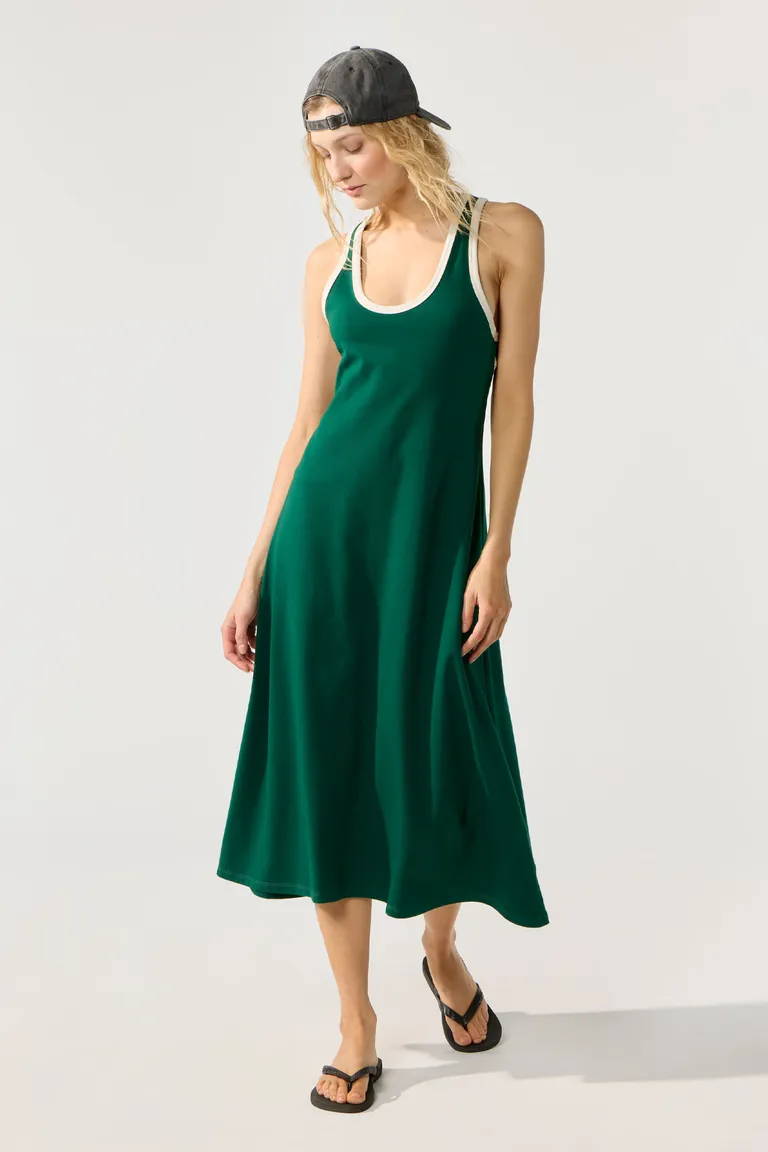 Vestido largo en jersey verde con vivos a contraste de Cuesta Blanca en Vestidos para argentina