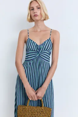 Vestido fruncido rayas de Mango en Vestidos para argentina