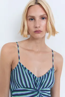 Vestido fruncido rayas de Mango en Vestidos para argentina