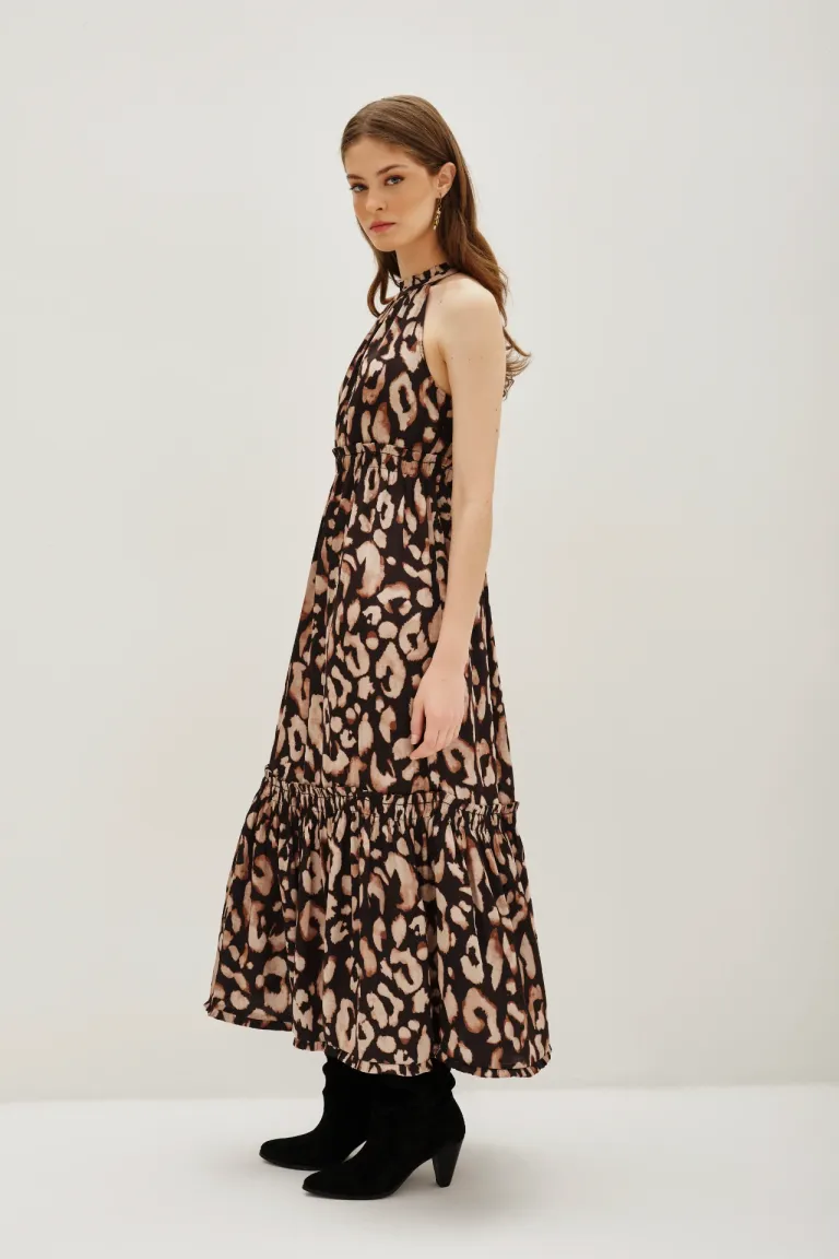 Vestido midi con escote halter y detalle de volados en cuello y ruedo con diseño estampado de Rapsodia en Vestidos para argentina