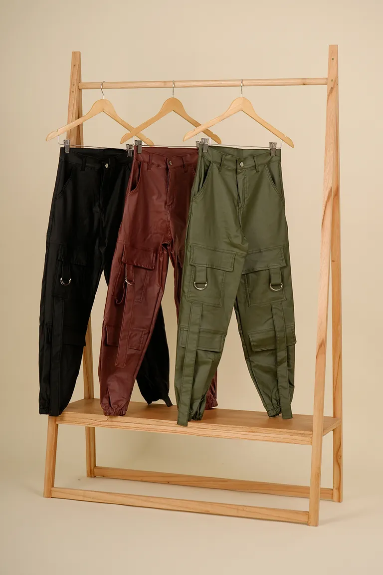 Pantalón Cargo Engomado de Yasana en Pantalones para argentina