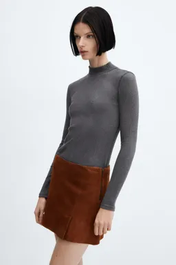 Camiseta canalé cuello perkins de Mango en Buzos y Sweaters para argentina