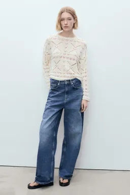 Sweater oversize calado de Mango en Buzos y Sweaters para argentina