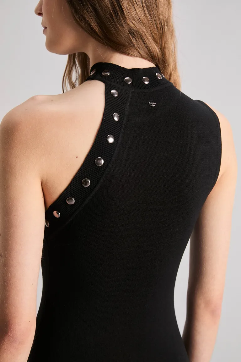 Vestido maxi de punto negro con escote asimétrico y detalles tubulares de Kosiuko en Vestidos para argentina