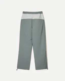 Pantalón baggy técnico de Bershka en Pantalones para argentina