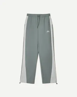 Pantalón baggy técnico de Bershka en Pantalones para argentina