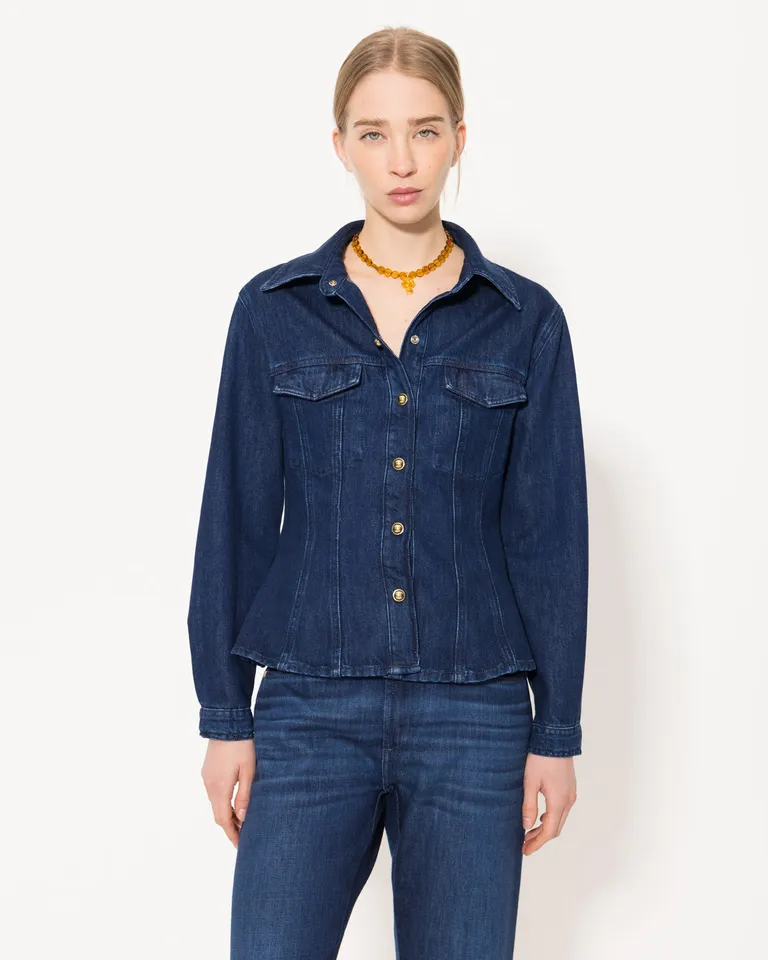Camisa Filippa de denim italiano con acabado contemporáneo y corte entallado de Jazmin Chebar en Camisas para argentina