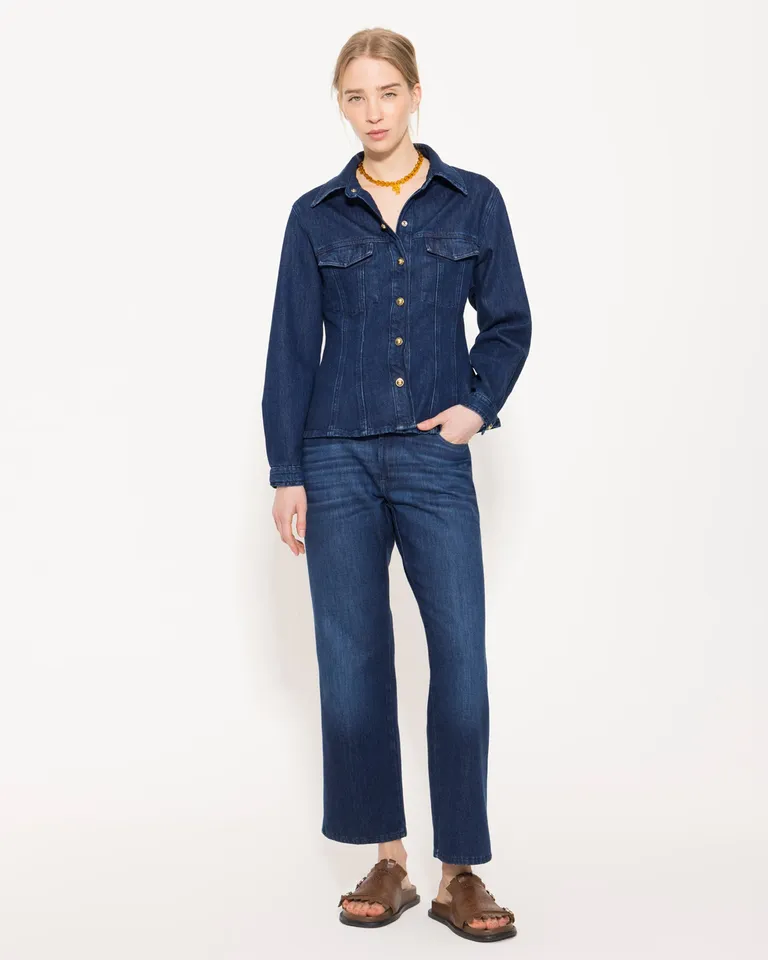 Camisa Filippa de denim italiano con acabado contemporáneo y corte entallado de Jazmin Chebar en Camisas para argentina