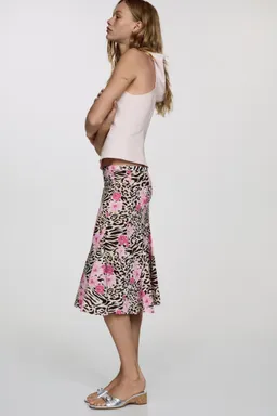 Falda midi leopardo de Mango en Faldas para argentina