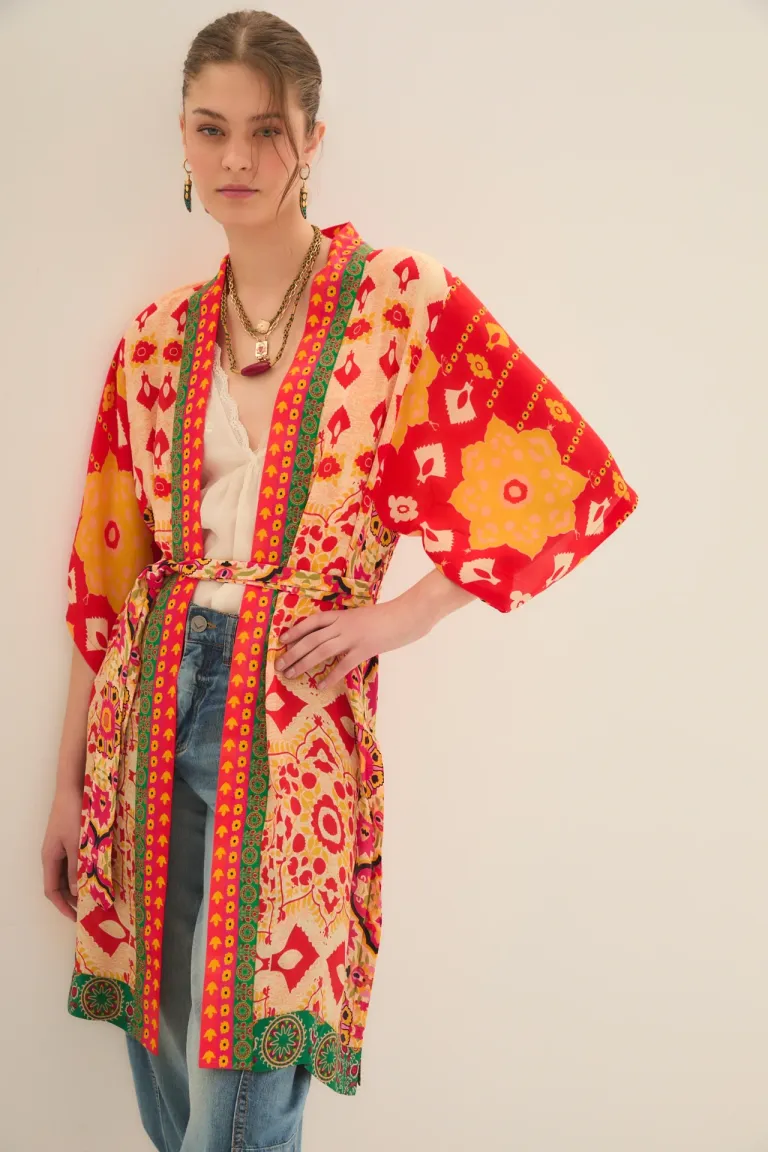 Kimono estampado de viscosa con ajuste en la cintura y mangas amplias de Rapsodia en Kimonos para argentina