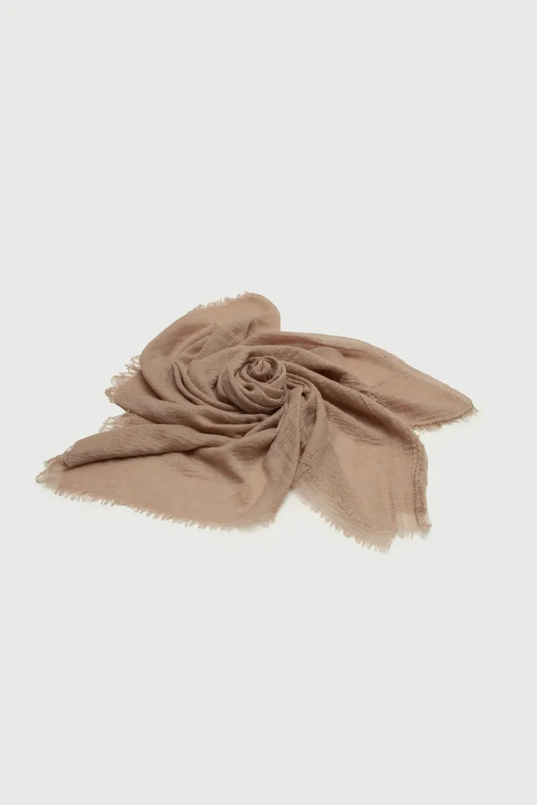 Chalina efecto lavado, ideal para realzar tus outfits de verano de Markova en Bufandas y Pañuelos para argentina