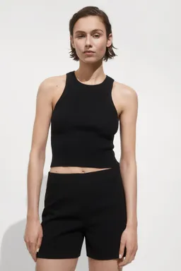 Top punto canalé de Mango en Tops para argentina