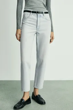 Jeans newmom confort tiro alto de Mango en Pantalones para argentina