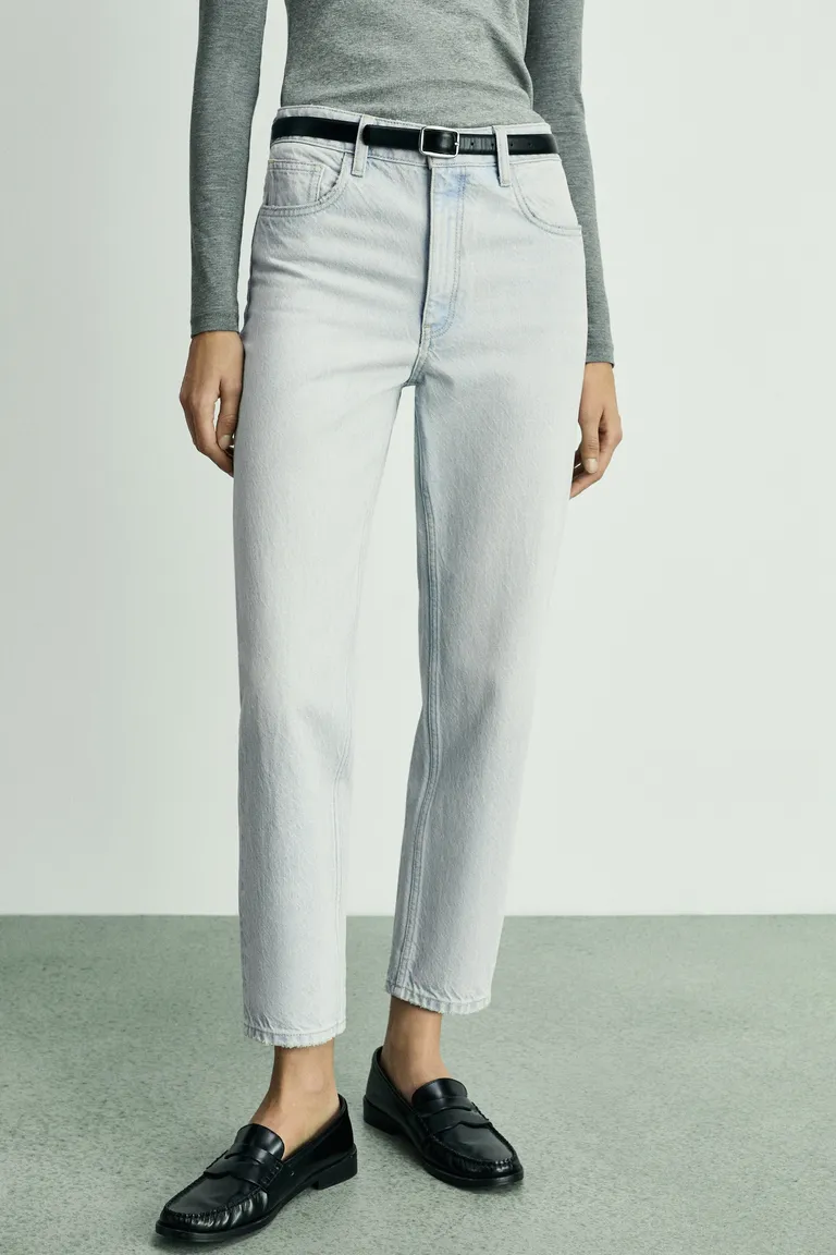 Jeans newmom confort tiro alto de Mango en Pantalones para argentina