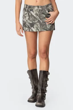 Mini falda denim camuflada de Edikted en Shorts para argentina