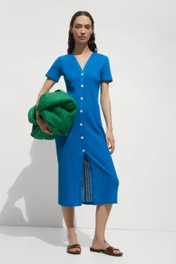 Vestido crochet con botones de Mango en Vestidos para argentina