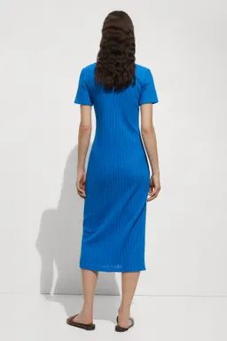 Vestido crochet con botones de Mango en Vestidos para argentina