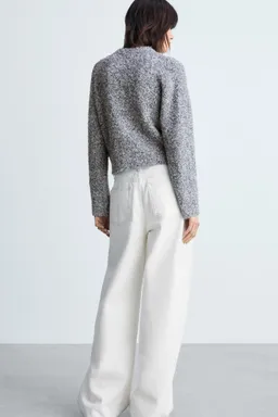 Sweater bouclé cuello redondo de Mango en Buzos y Sweaters para argentina