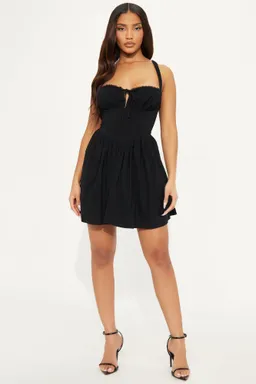 Mini vestido poplin taylor de Fashion Nova en Vestidos para argentina