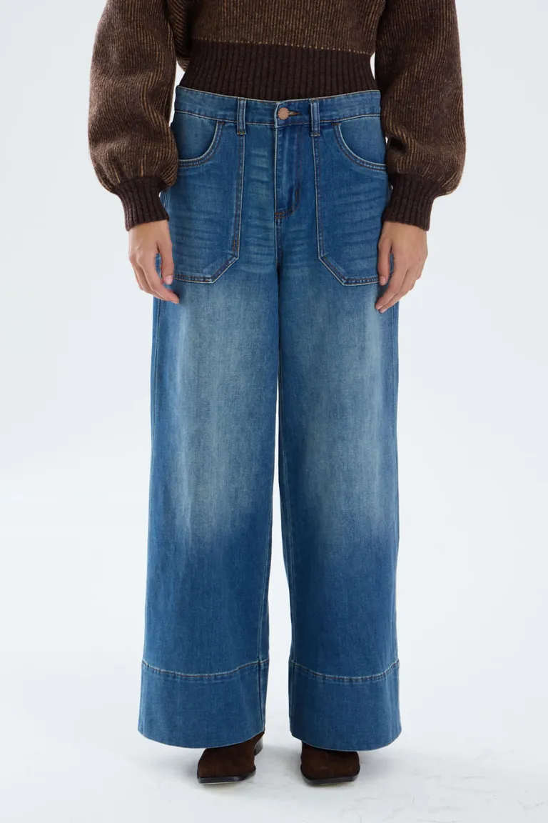 Jean de mujer con corte wide leg, pierna ancha, tiro medio y bolsillos delanteros de Portsaid en Pantalones para argentina