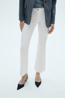 Jean sienna flare crop de Mango en Pantalones para argentina