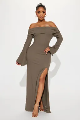 Vestido maxi suéter warm embrace de Fashion Nova en Vestidos para argentina