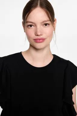 Remera algodón con volantes de Mango Teen en Remeras para argentina