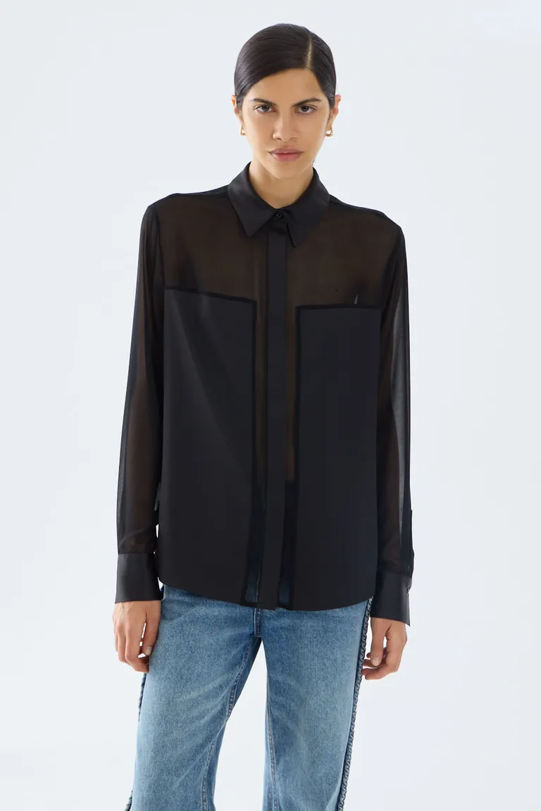 Camisa de corte recto con cuello clásico manga larga y detalles de transparencias de Portsaid en Camisas para argentina