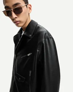 Campera símil cuero de Bershka en Abrigos y Camperas para argentina