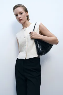 Chaleco tweed botones de Mango en Chalecos para argentina