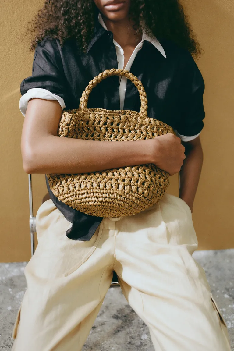 Bolso bucket fibra natural de Mango en Bolsos y Carteras para argentina