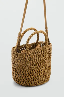 Bolso bucket fibra natural de Mango en Bolsos y Carteras para argentina