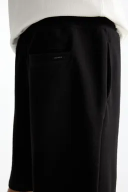 Bermuda jogger de Pull&Bear en Bermudas y Shorts para argentina