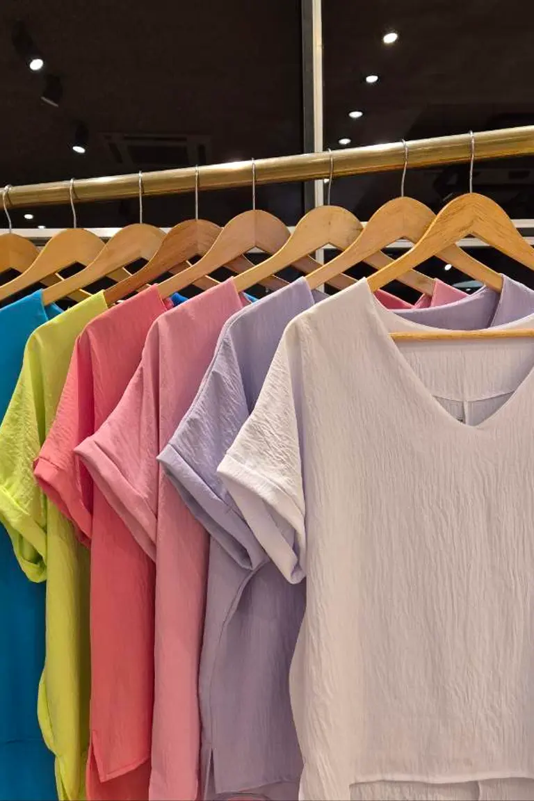 Blusa Escote V de Hesed en Blusas para argentina