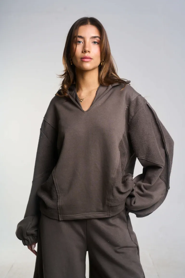 Buzo negro rústico de corte chomba para mujer de Belle en Buzos y Sweaters para argentina