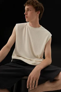 Remera musculosa texturizada de Lefties en Buzos y Sweaters para argentina