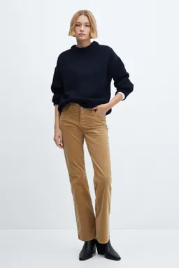 Pantalón flare tiro medio de Mango en Pantalones para argentina