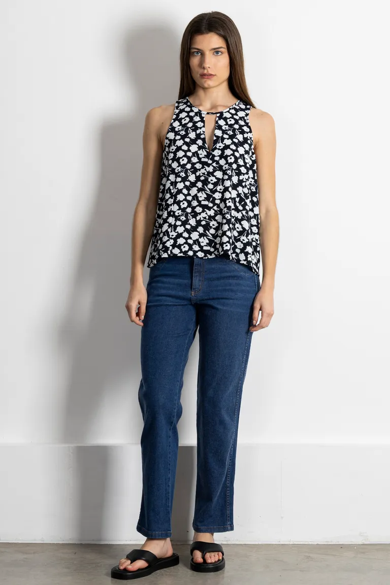 Blusa estampada con recortes y abertura en el cuello de Kill en Blusas para argentina