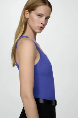Top punto canalé de Mango en Tops para argentina