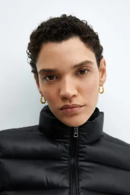 Anorak acolchado con bolsillos de Mango en Chaquetas para argentina