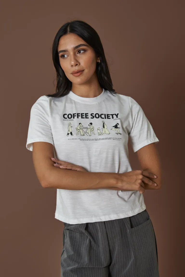 Remera Remera Coffee Society para mujer, diseño gráfico elegante y moderno de Apricot en Remeras para argentina