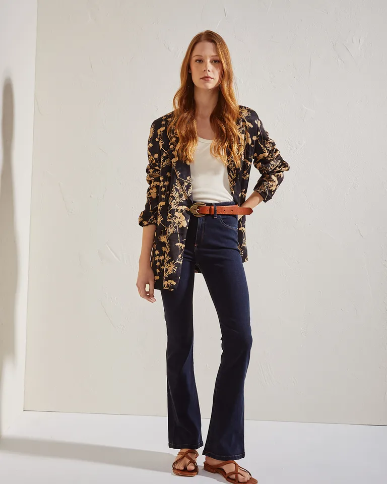Pantalones vaqueros de tiro alto y corte boot cut para mujer de Wanama en Pantalones para argentina