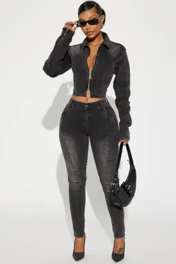 Campera moto denim skyline drive de Fashion Nova en Chaquetas para argentina