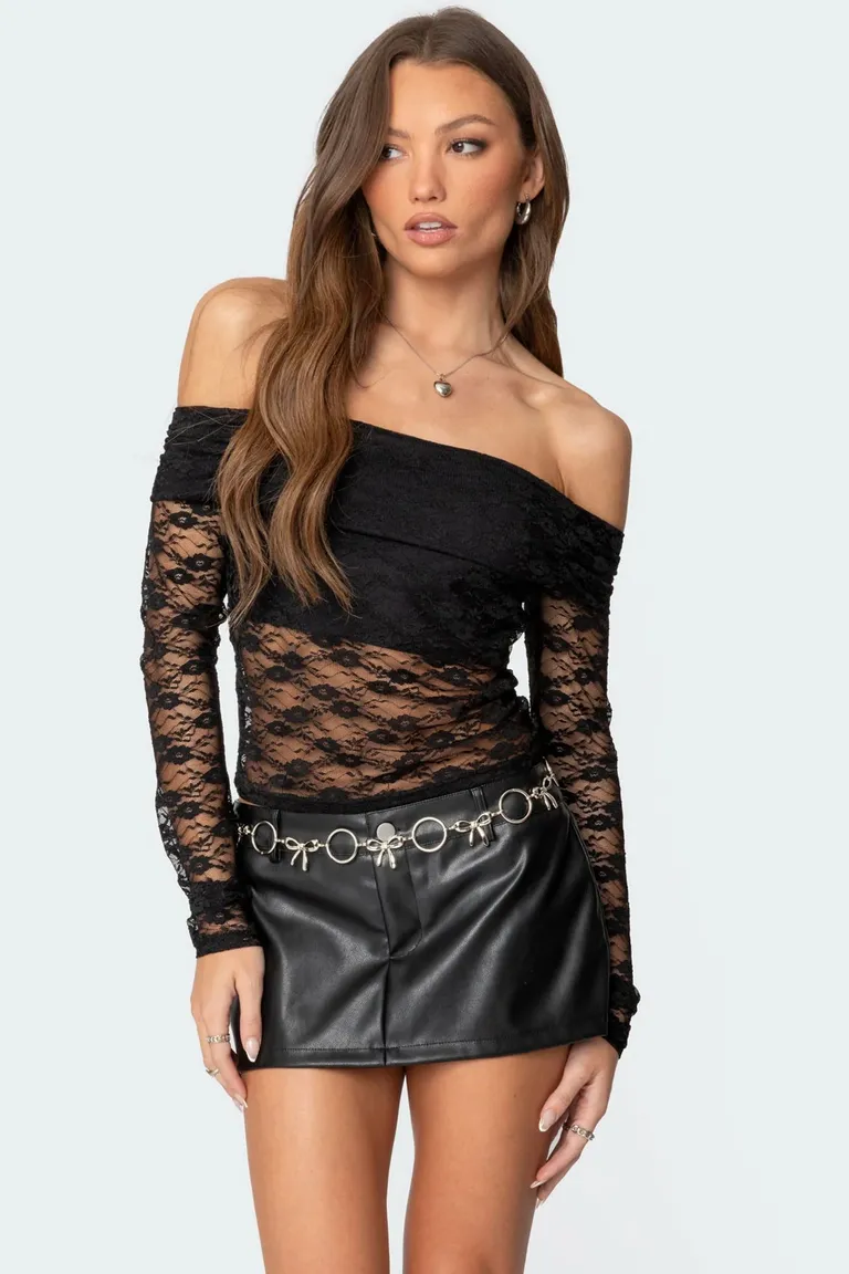 Top encaje transparente elysia de Edikted en Tops para argentina
