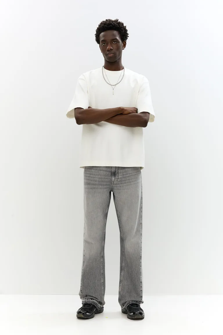 Jeans loose flare de Pull&Bear en Pantalones para argentina