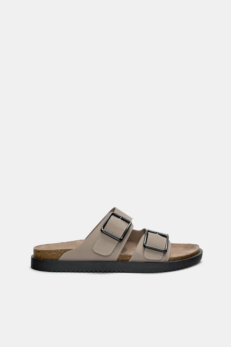 Sandalias planas con hebilla de Pull&Bear en Sandalias y Ojotas para argentina