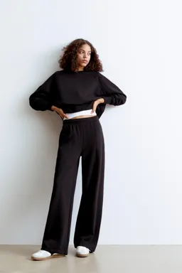Pantalón chándal recto de Pull&Bear en Pantalones para argentina