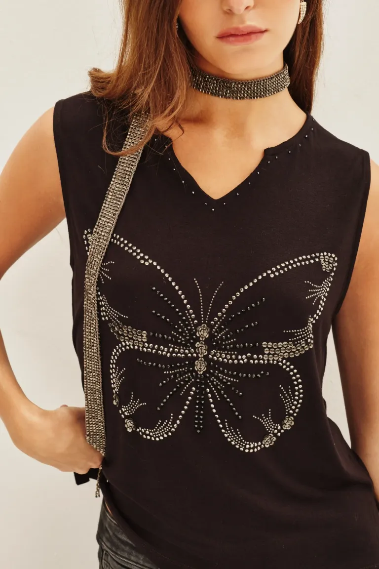 Musculosa sin mangas con diseño de mariposa aplicada y detalle de brillos en escote de Rapsodia en Tops para argentina